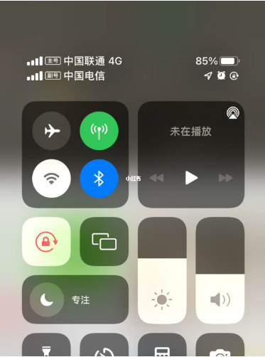 五家渠苹果手机维修分享iPhone双卡信号解决办法 