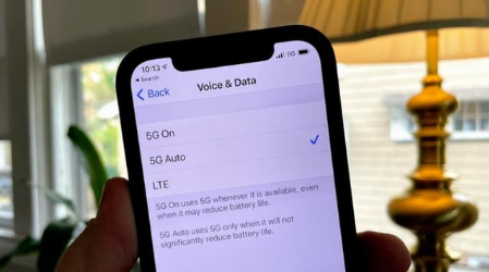 五家渠苹果手机维修分享iPhone 12如何打开或关闭5G网络 